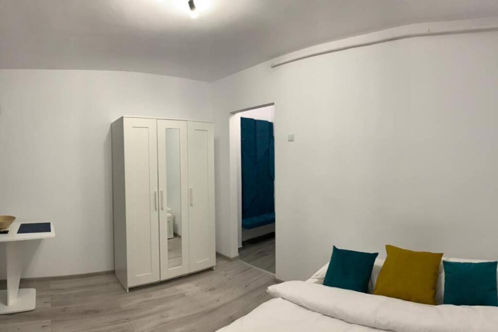 Cozy Studio Apartament Zalau Luaran gambar